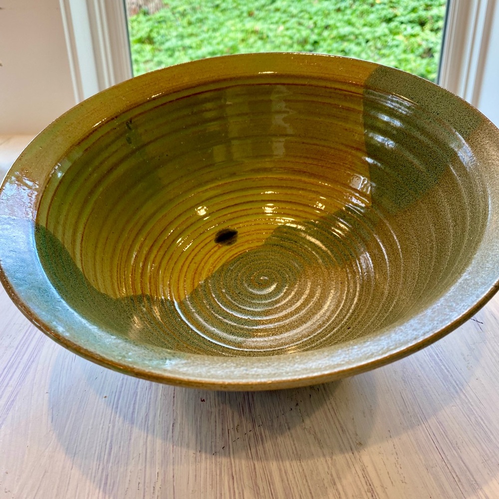 STUDIO Art Pottery Large Serving / Display Stoneware Bowl. 10 x 4” OOAK . Signed